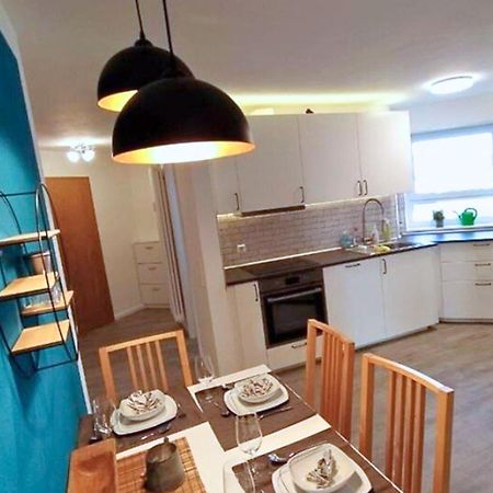 אולם Rooftop Apartments - Doppelzimmer In Gemeinschaftsunterkunft מראה חיצוני תמונה